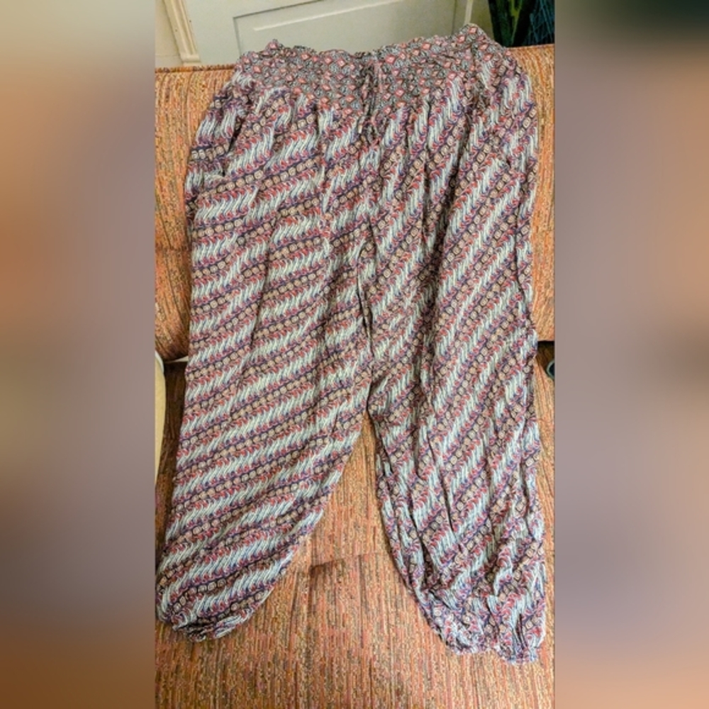 Anthropologie high waisted Harem pants!